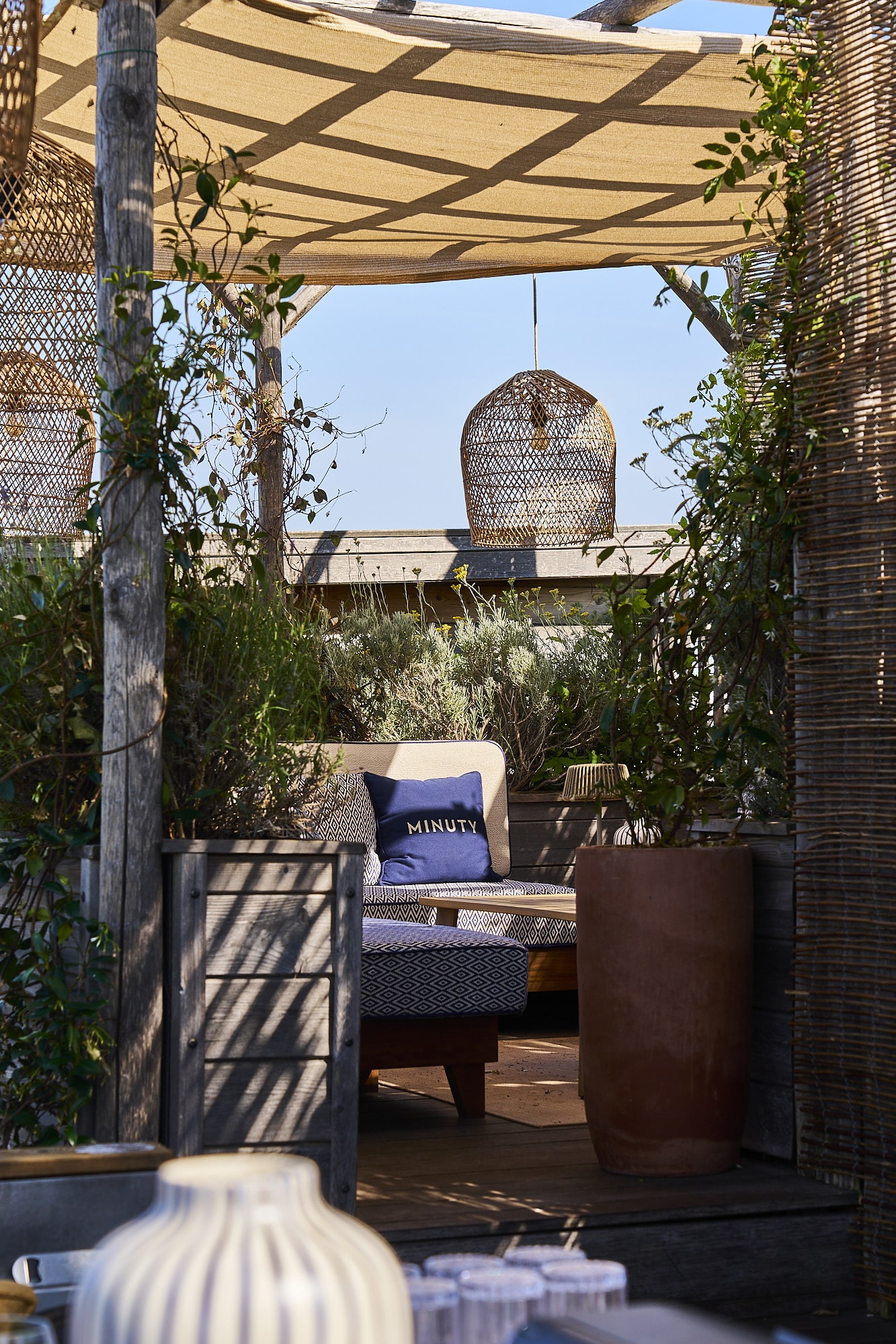 RooftopVillaminutyCharlesJean